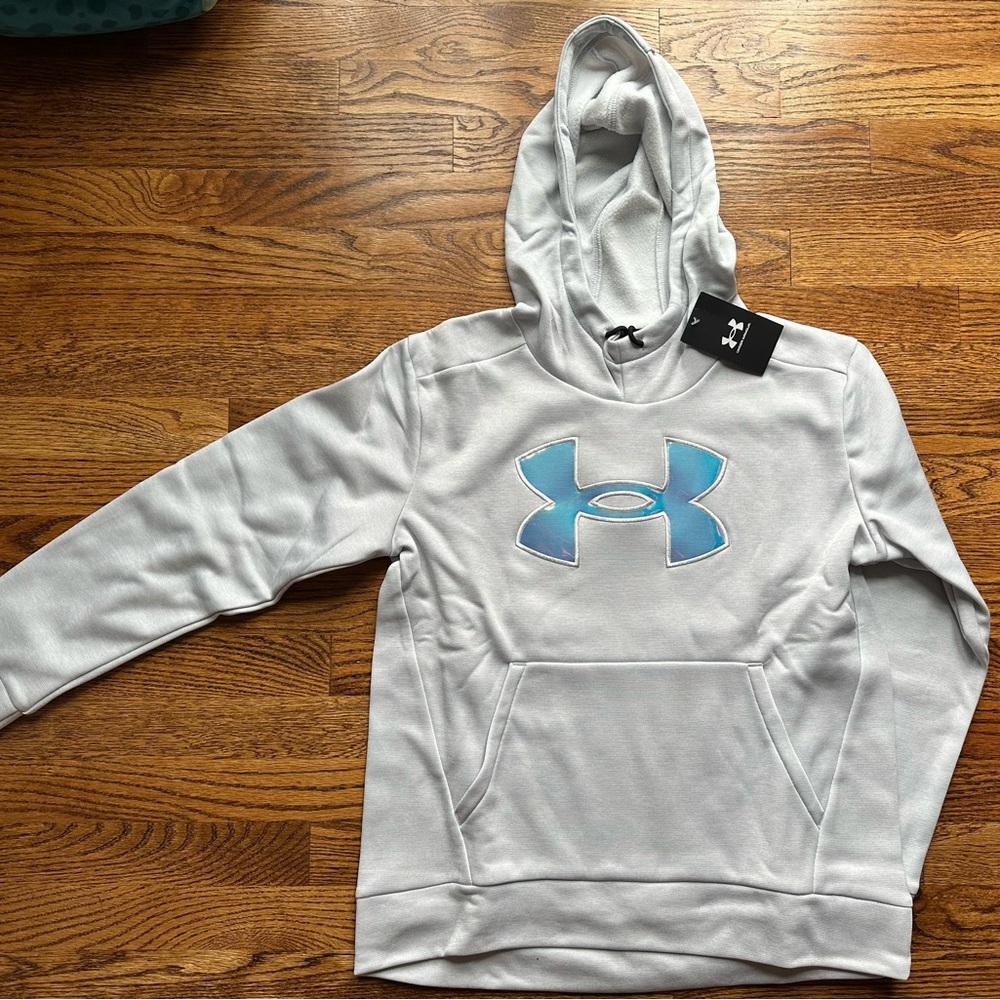 Under Armour Sweatshirt NWT
